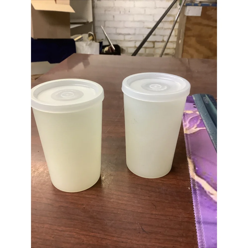 TUPPERWARE Salt/Pepper/Spice Millionaire Line #102 w/Lid #294 Vintage